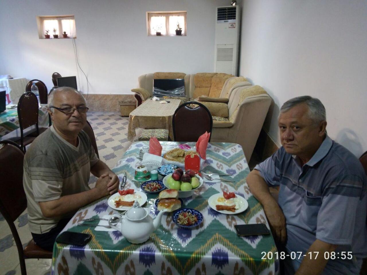 Al Hilol Guesthouse Buchara Zewnętrze zdjęcie
